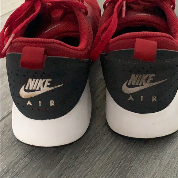 Red nike air’s size 6Y - Picture 3 of 5